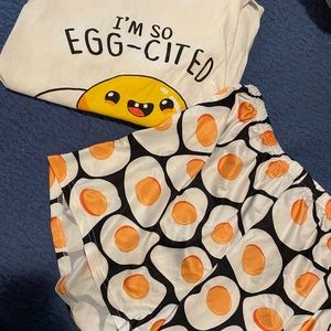 NWOT Egg pajamas 🍳
